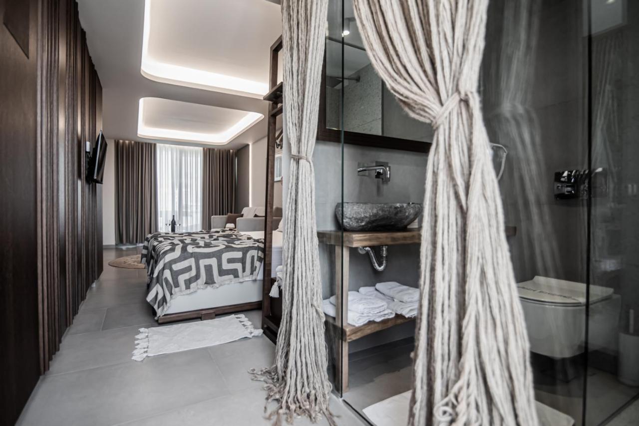 King'S & Queen'S Afitos - Suites With Private Pool Εξωτερικό φωτογραφία