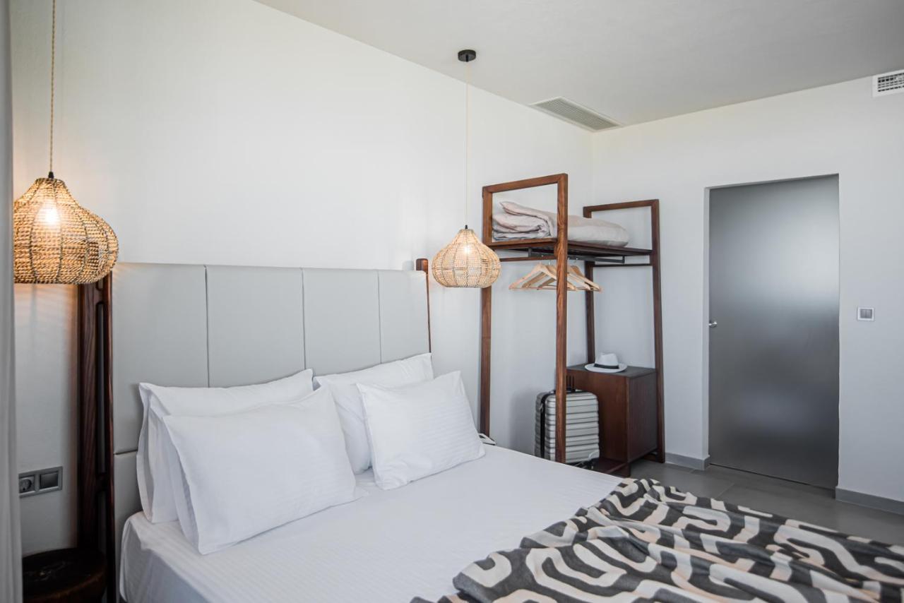 King'S & Queen'S Afitos - Suites With Private Pool Εξωτερικό φωτογραφία