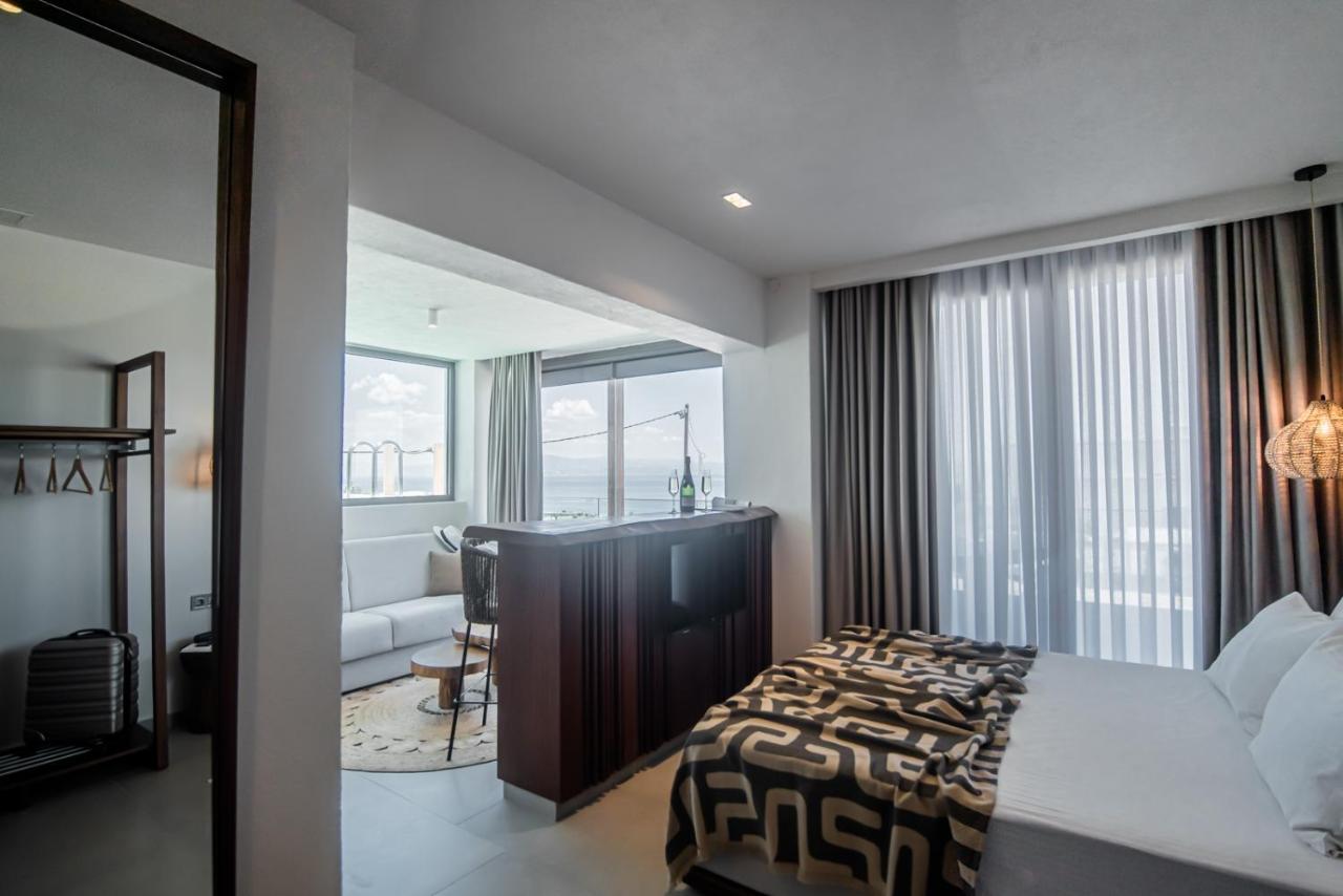 King'S & Queen'S Afitos - Suites With Private Pool Εξωτερικό φωτογραφία